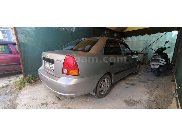 Sahibinden Hyundai Accent 1.3 Admire 2005 Model 