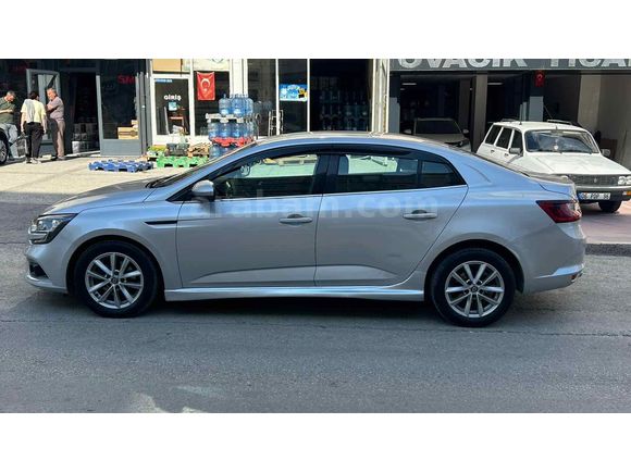 Boyasız Renault Megane 1.5 dCi Touch 2019 Model Ankara