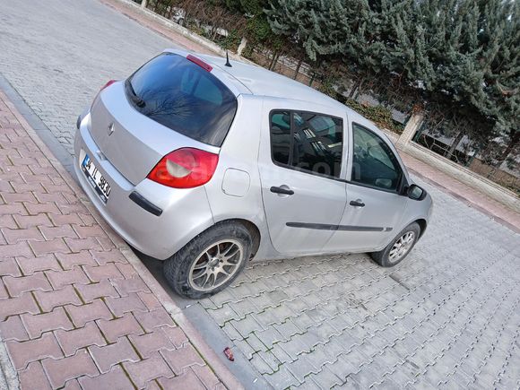 Sahibinden Renault Clio 1.5 dCi Dynamique 2009 Model