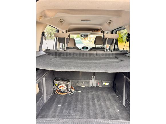 Sahibinden Ford Tourneo Courier 1.6 TDCi Titanium Plus 2017 Model