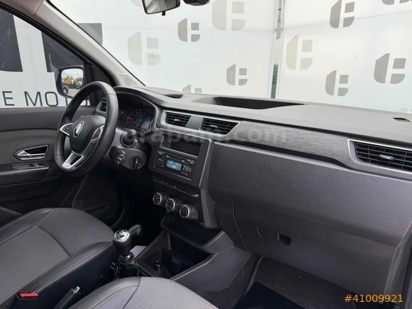 2022 RENAULT EXPRESS COMBİ JOY DEĞİŞENSİZ-80.000KM
