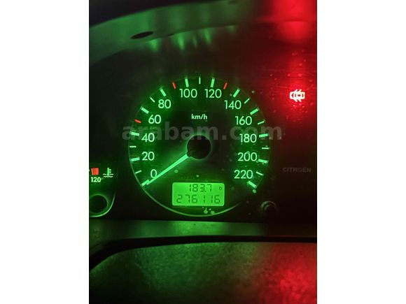 MUAYENESİ YENİ SAHİBİNDEN 2001 XSARA