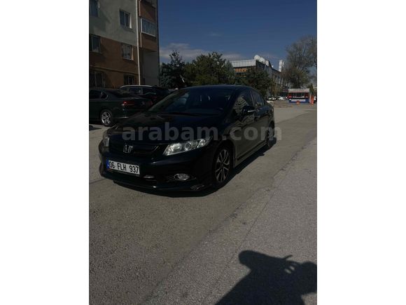 Sahibinden Honda Civic 1.6i VTEC Black Edition 2015 Model 