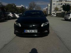 Sahibinden Honda Civic 1.6i VTEC Black Edition 2015 Model 