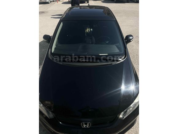 Sahibinden Honda Civic 1.6i VTEC Black Edition 2015 Model 