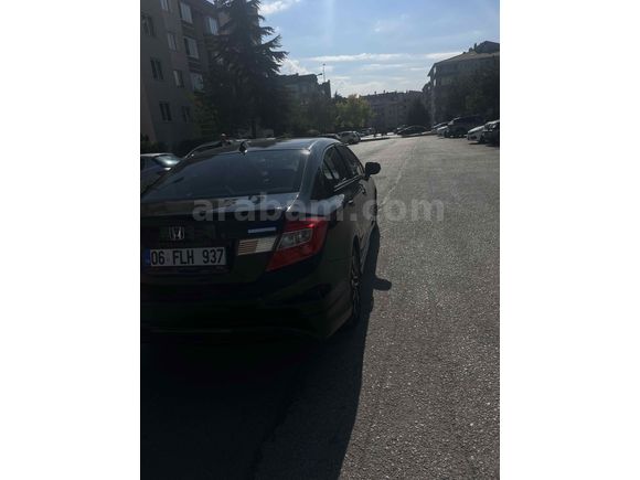 Sahibinden Honda Civic 1.6i VTEC Black Edition 2015 Model 