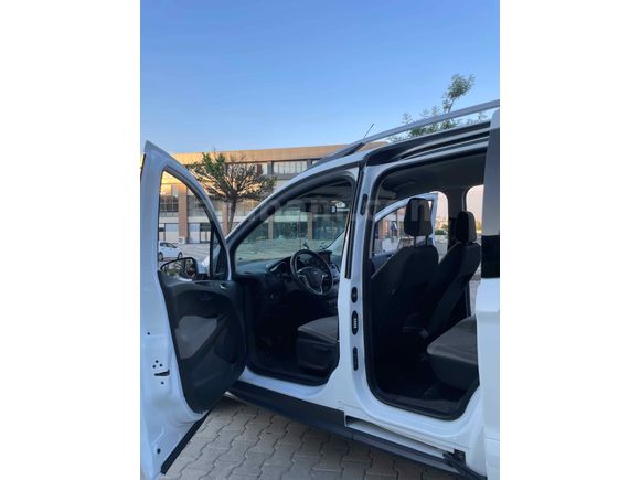 Sahibinden Ford Tourneo Courier 1.5 TDCi Titanium Plus 2018 Model 