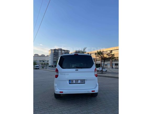 Sahibinden Ford Tourneo Courier 1.5 TDCi Titanium Plus 2018 Model 