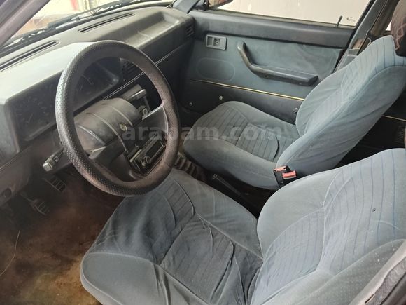 Renault R 9 1.4 Broadway 1995 Orta Kasa 127.000 TL