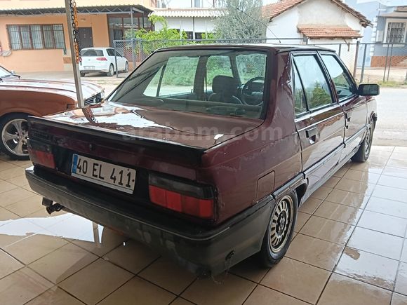 Renault R 9 1.4 Broadway 1995 Orta Kasa 127.000 TL