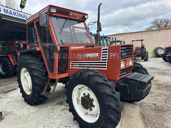 8280 Tümosan 2000 model motor sıfır revizyonlu lastikleri güzel