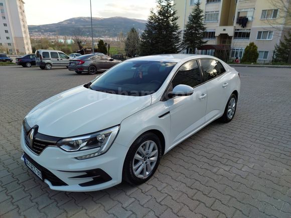 Sahibinden Renault Megane 1.3 TCe Joy Comfort 2022 Model 