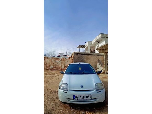 Sahibinden Renault Clio 1.4 2000 Model