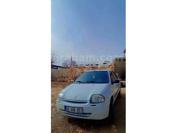 Sahibinden Renault Clio 1.4 2000 Model
