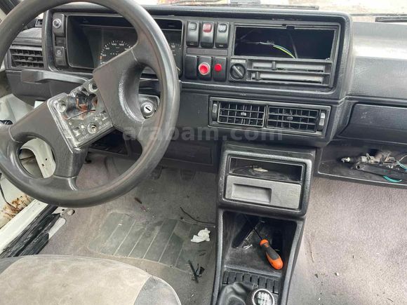 Çekme belgeli Volkswagen Golf 1.3 1988 Model 