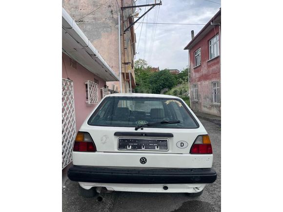 Çekme belgeli Volkswagen Golf 1.3 1988 Model 