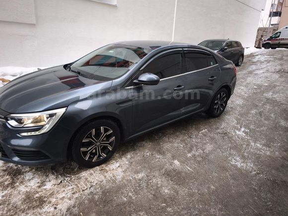 Sahibinden Renault Megane 1.3 TCe Joy 2019 Model