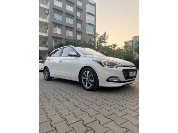 Sahibinden Hyundai i20 1.4 MPI Style 2017 Model 