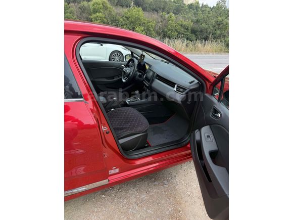 Sahibinden Renault Clio 1.0 TCe Evolution 2023 Model  73.000 km Kırmızı