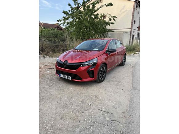 Sahibinden Renault Clio 1.0 TCe Evolution 2023 Model  73.000 km Kırmızı