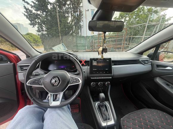 Sahibinden Renault Clio 1.0 TCe Evolution 2023 Model  73.000 km Kırmızı