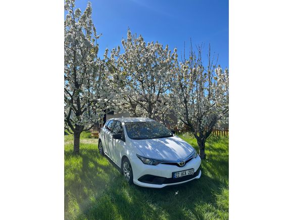 Sahibinden Toyota Auris 1.33 Life 2016 Model