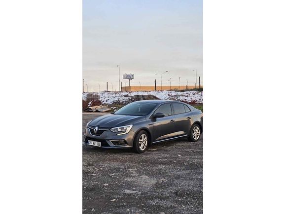 Sahibinden Renault Megane 1.3 TCe Joy 2020 Model 