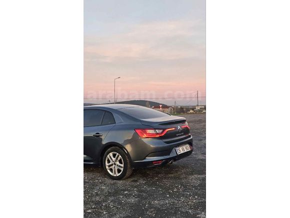 Sahibinden Renault Megane 1.3 TCe Joy 2020 Model 