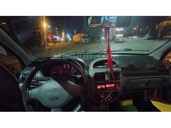 Sahibinden Renault Clio 1.4 RTA 2000 Model