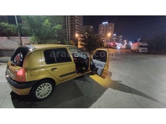 Sahibinden Renault Clio 1.4 RTA 2000 Model