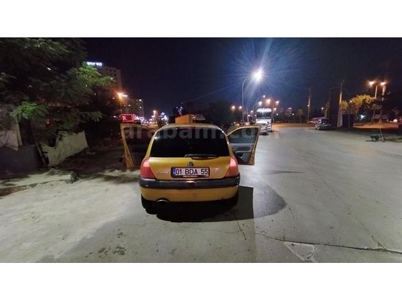 Sahibinden Renault Clio 1.4 RTA 2000 Model