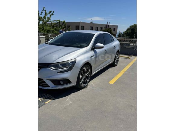 Sahibinden Renault Megane 1.5 Blue DCI Touch 2020 Model 