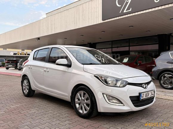 1.4CRDi HYUNDAİ İ20 SENSE 2014 SIFIR MOTOR