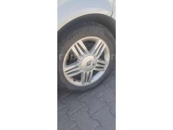 Sahibinden Renault Scenic 1.6 16Valf Privilege 2004 Model