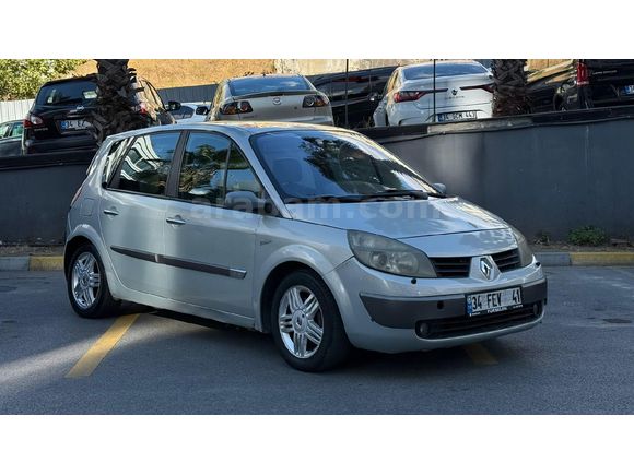 Sahibinden Renault Scenic 1.6 16Valf Privilege 2004 Model