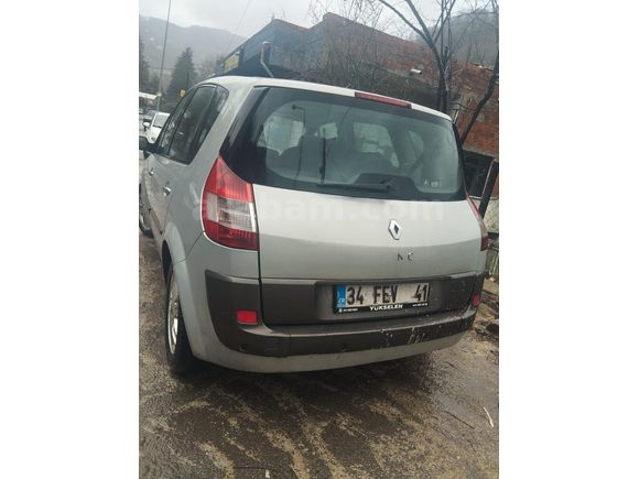 Sahibinden Renault Scenic 1.6 16Valf Privilege 2004 Model