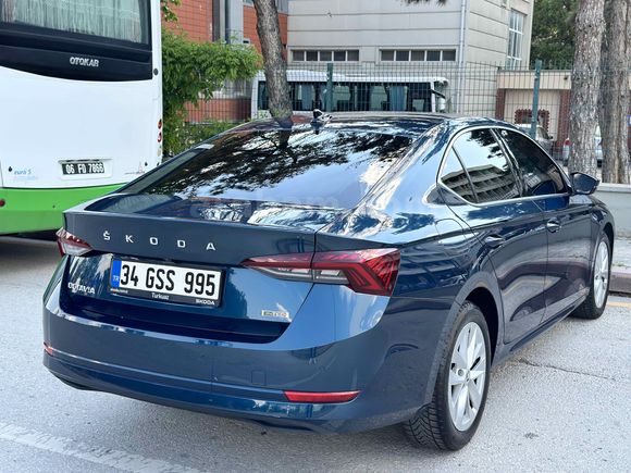 BOYASIZ Yetkili Servis Bakımlı Çiziksiz Garantili EnFull Octavia