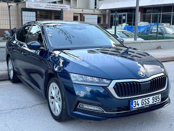 BOYASIZ Yetkili Servis Bakımlı Çiziksiz Garantili EnFull Octavia