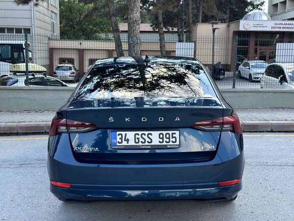 BOYASIZ Yetkili Servis Bakımlı Çiziksiz Garantili EnFull Octavia