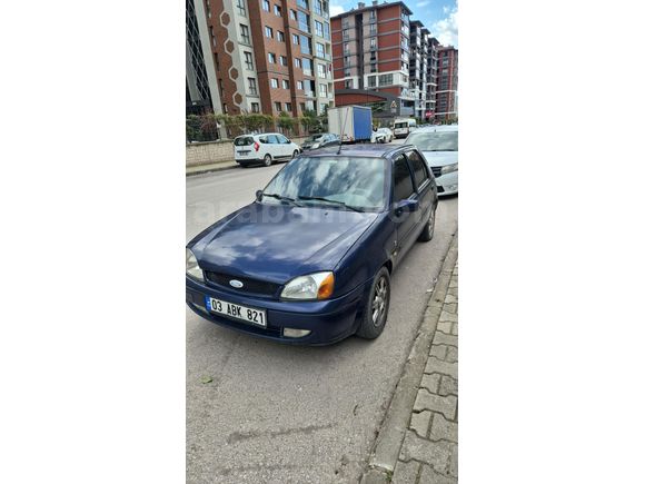 Sahibinden Ford Fiesta 1.25 Ghia 2001 Model