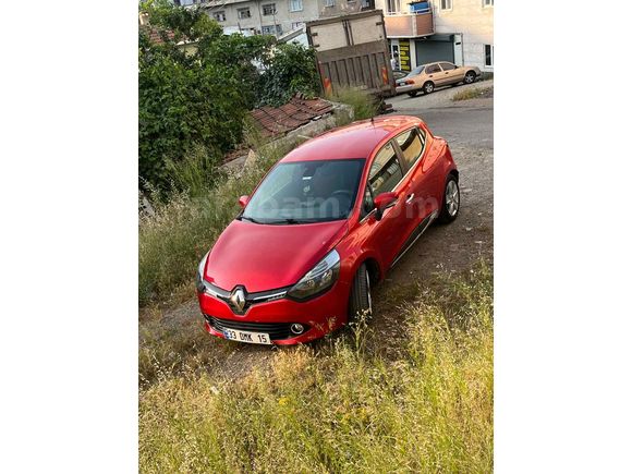 Sahibinden Renault Clio 1.2 Joy 2015 Model Kocaeli 143.000 km Kırmızı