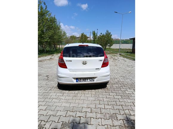 Sahibinden Hyundai i30 1.6 CRDi Mode 2011 Model