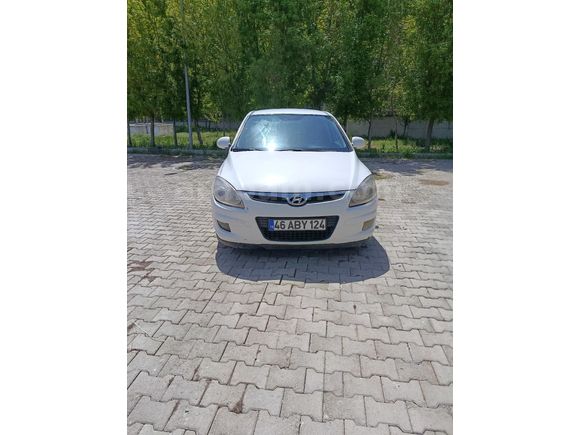 Sahibinden Hyundai i30 1.6 CRDi Mode 2011 Model