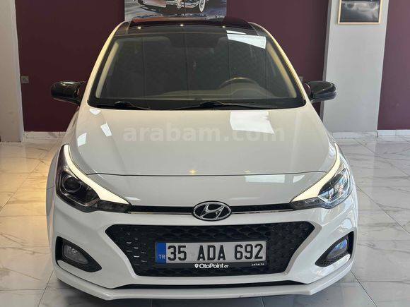 Galeriden Hyundai i20 1.4 CRDi Style 2018 Model Antalya