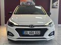 Galeriden Hyundai i20 1.4 CRDi Style 2018 Model Antalya