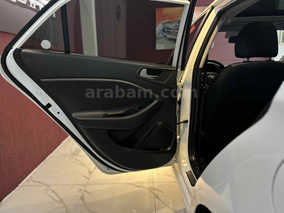Galeriden Hyundai i20 1.4 CRDi Style 2018 Model Antalya