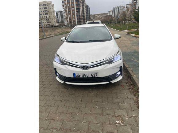 Sahibinden Toyota Corolla 1.6 Active 2018 Model  280.000 km Beyaz