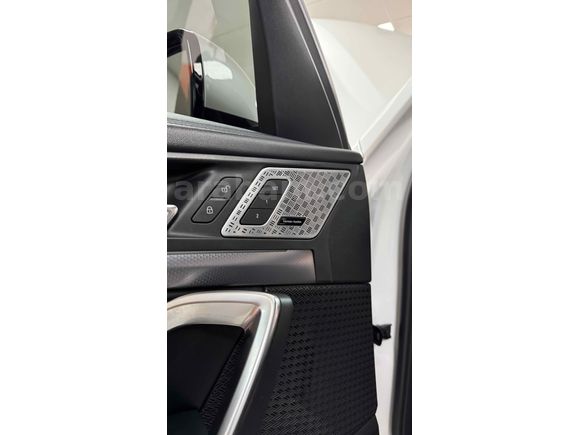 Sahibinden BMW iX1 xDrive30 2023 Model 