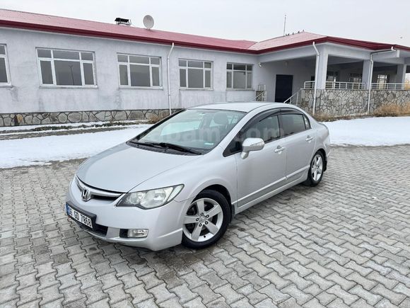 Sahibinden Honda Civic 1.6i VTEC Dream 2007 Model