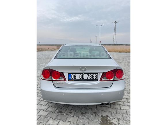 Sahibinden Honda Civic 1.6i VTEC Dream 2007 Model